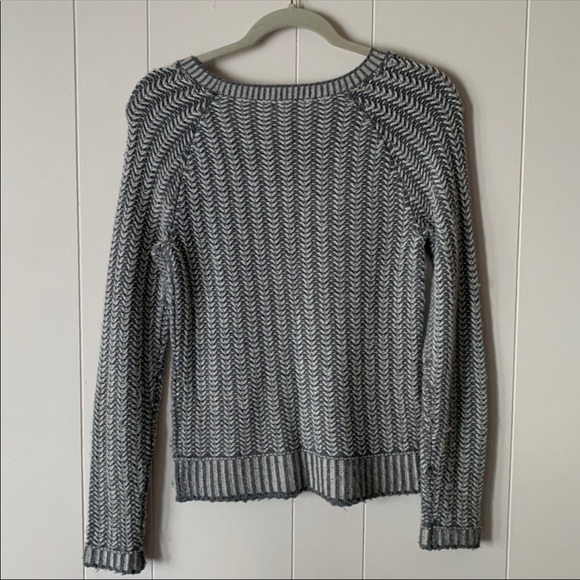 J.CREW | Grey & White Chevron Knit Sweater - Picture 2 of 3